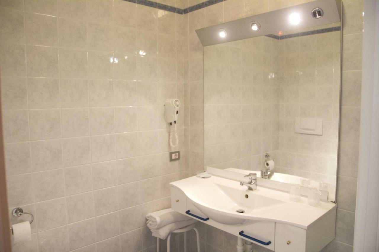 Hotel Casablanca Lazise Luaran gambar